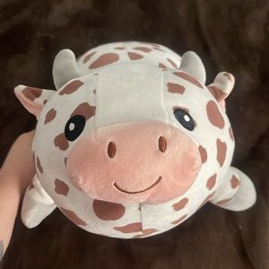 Cow hugmallow squishmallow - Aniceta the plush cow. Kellytoy